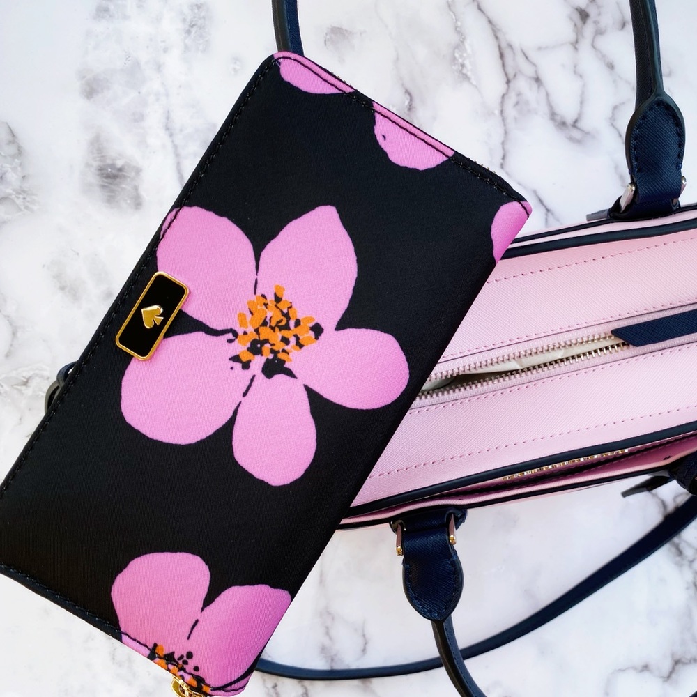 SALE‼️‼️ NWT Kate Spade Zip Wallet Floral - Picture 5 of 7